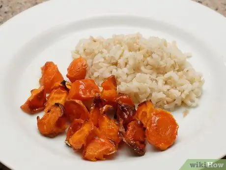 Подслащивайте продукты кленовым сиропом Шаг 14