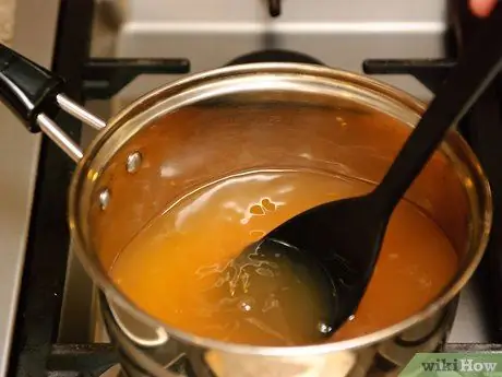 Приготовьте красное вино для стейка Шаг 4