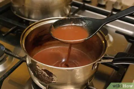 Приготовьте красное вино для стейка Шаг 7