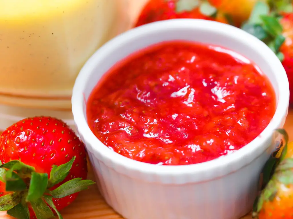 Как приготовить клубничный соус для восстановления: 8 шагов (с иллюстрациями)