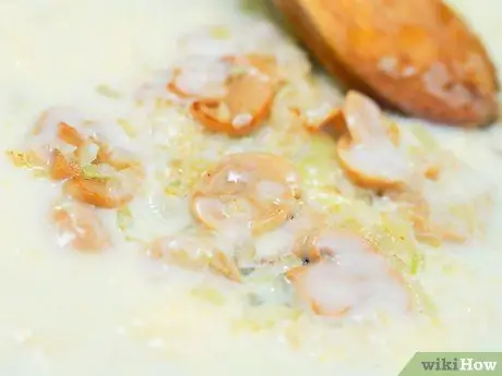 Приготовить грибной соус шаг 10