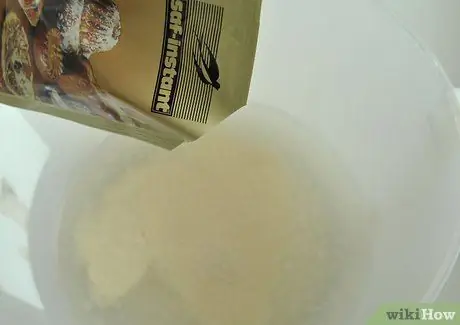 Приготовить обеденные булочки с патокой, шаг 1
