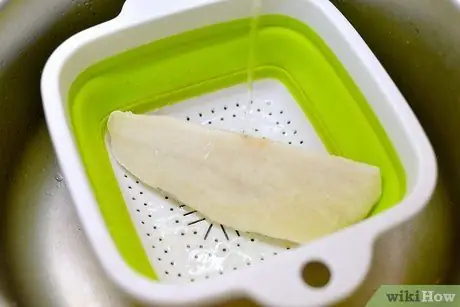 Сделайте Ackee and Saltfish Шаг 1