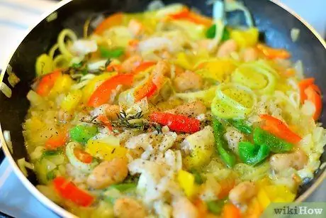 Сделайте Ackee and Saltfish Шаг 10