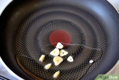 Сделайте Ackee and Saltfish Шаг 5