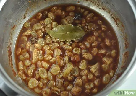 Приготовить маринованный изюм Шаг 7