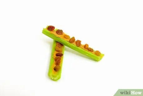 Используйте оставшийся сельдерей Шаг 1