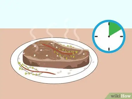 Приготовить сухой выдержанный стейк Шаг 11