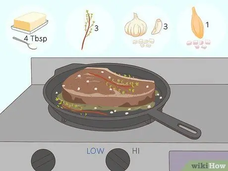 Приготовить сухой выдержанный стейк Шаг 8