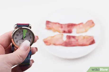 Приготовить засахаренный бекон Шаг 9