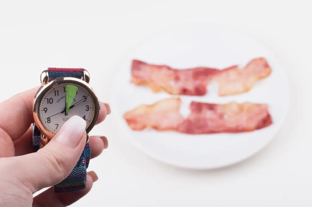 Как приготовить засахаренный бекон: 9 шагов (с иллюстрациями)