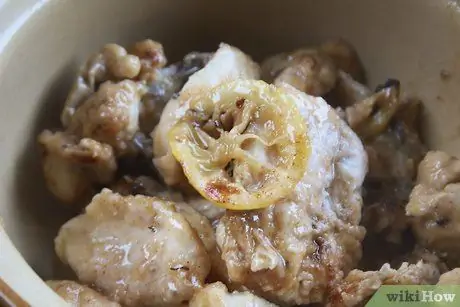 Приготовьте тонкие кусочки куриной грудки, шаг 10