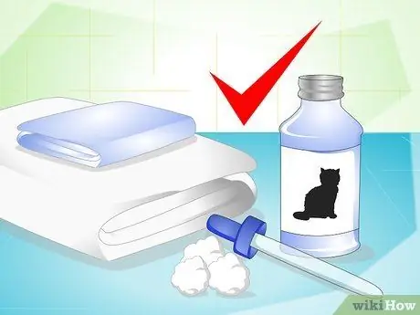 Доставить кошкам лекарства для ушей Шаг 3