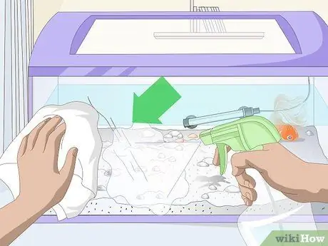 Устранение царапин на аквариуме Шаг 1