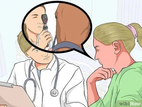 Защитить травмированный глаз на лошади Шаг 9