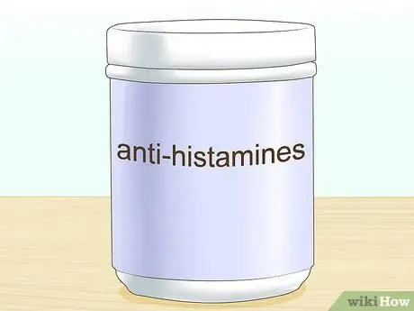 Лечить сладкий зуд у лошадей Шаг 5