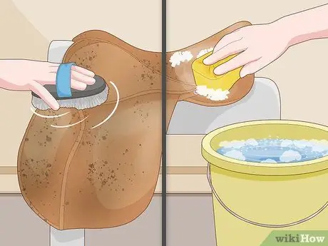 Очистите седло Шаг 3