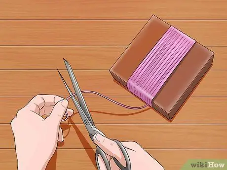 Сделайте свисающую игрушку из морской свинки, шаг 3