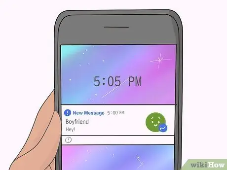 Заставь своего парня скучать по тебе, шаг 2
