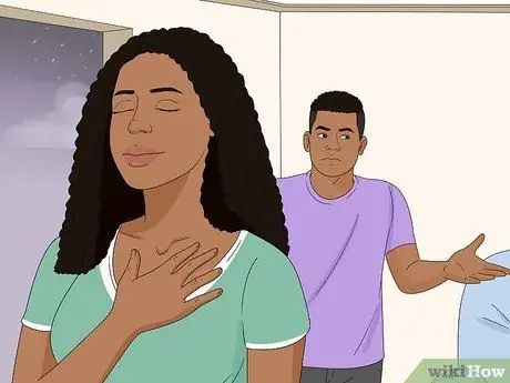 Избегайте того, чтобы ваш парень воспринимал вас как должное Шаг 3