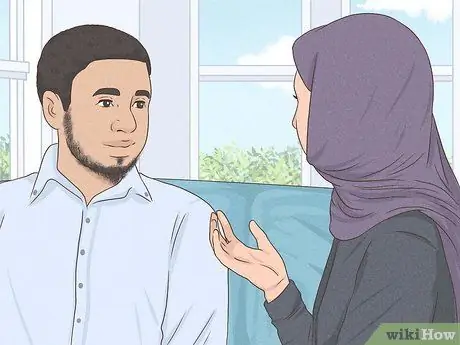 Заставьте девушку с проблемами доверия доверять вам Шаг 2