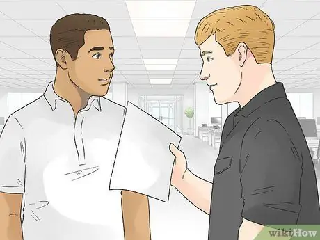 Убедите кого-то не возвращаться к жестокому бывшему Шаг 8