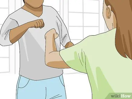 Удар кулаком, шаг 7