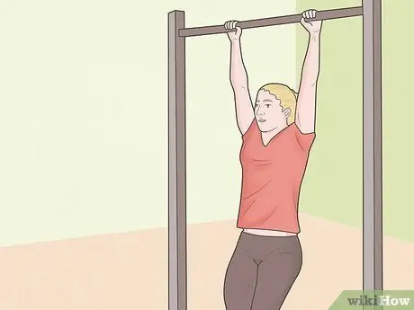 Выполняйте подтягивания с киппингом, шаг 14