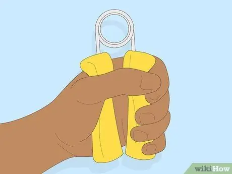 Укрепляйте хватку в становой тяге, шаг 2