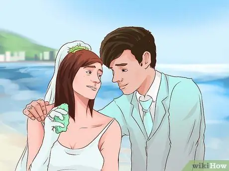 Наслаждайтесь свадьбой как беременная невеста Шаг 11