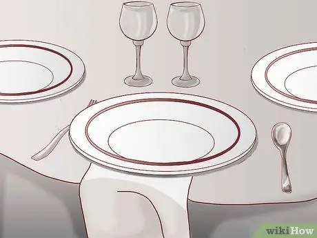 Спланируйте небольшую свадьбу в саду Шаг 8