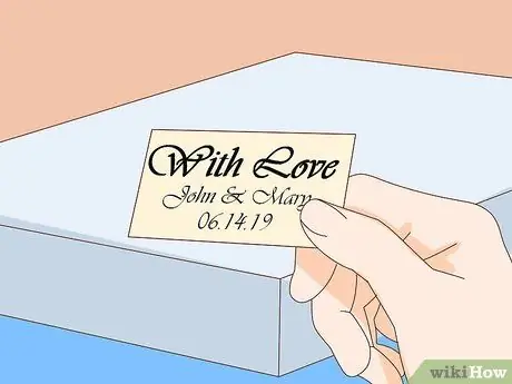 Планируйте презентацию подарков перед шотландской свадьбой Шаг 8