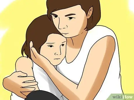 Относитесь к своей младшей сестре как к другу Шаг 5