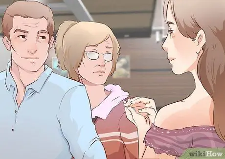 Убедите родителей позволить вам переночевать Шаг 7