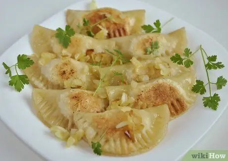 Приготовить вареники из картофеля и сыра, шаг 16