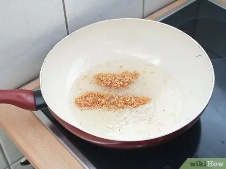 Приготовить куриные пальчики, покрытые киноа, шаг 11 Приготовить куриные пальчики, покрытые киноа, шаг 11