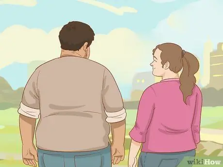 Встречайтесь с религиозным деятелем, когда вы не являетесь Шаг 1