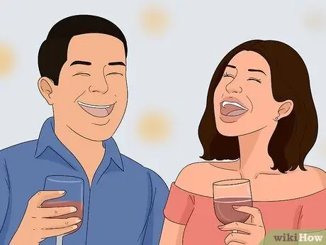 Произведите впечатление на вашего парня на свидании Шаг 6