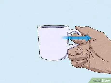 Держи кружку Шаг 3