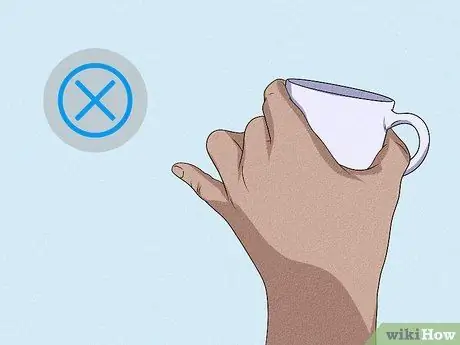 Держи кружку Шаг 8