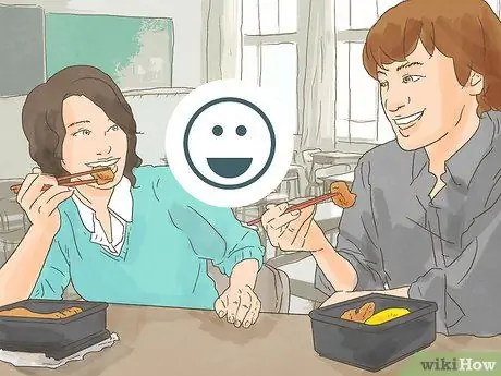 Флирт в шутку с парнем Шаг 7