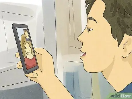 Скажите кому-то, что вы их любите в первый раз Шаг 4