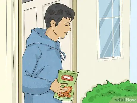 Разберитесь с подругой своего отца, шаг 1