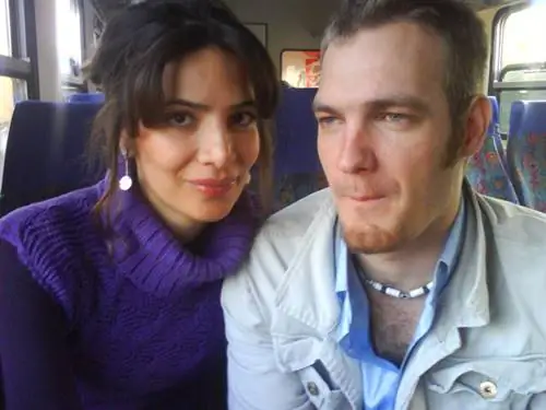 Она только что рассталась в сети, когда встретила свою новую любовь