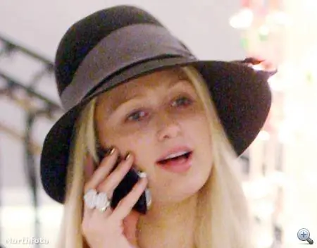 Пэрис Хилтон