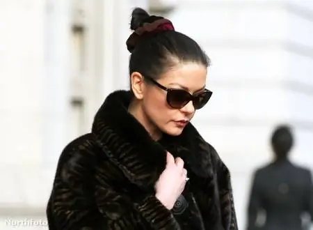 100120ptr Екатерина Зетаджонес 004