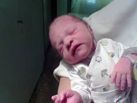 Отец пропустил рождение маленького сына