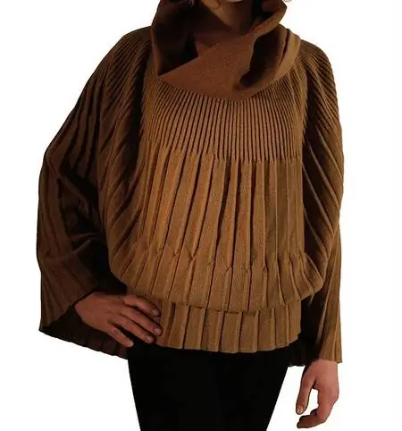 Андреа Бордач свитер