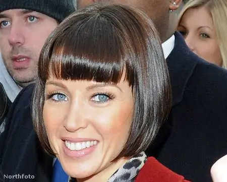 Данни Миноуг и завидная прическа Клеопатры