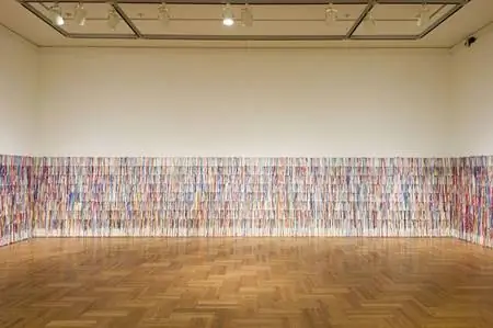 После Иисуса и Брайана Бойтано пришло время желаний на запястьях